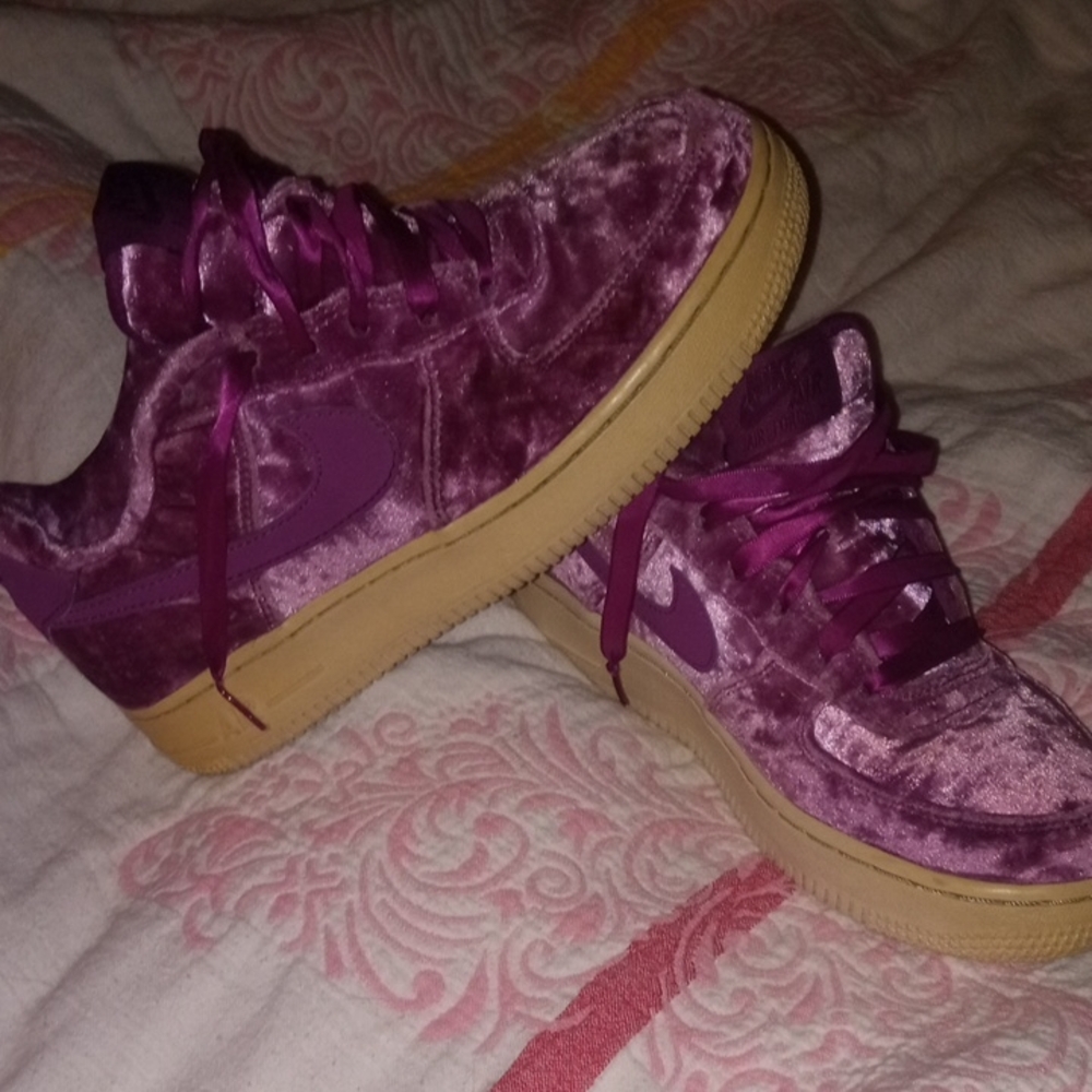 VTG Nike Air Force 1 Crushed Velvet Sneakers in Purple